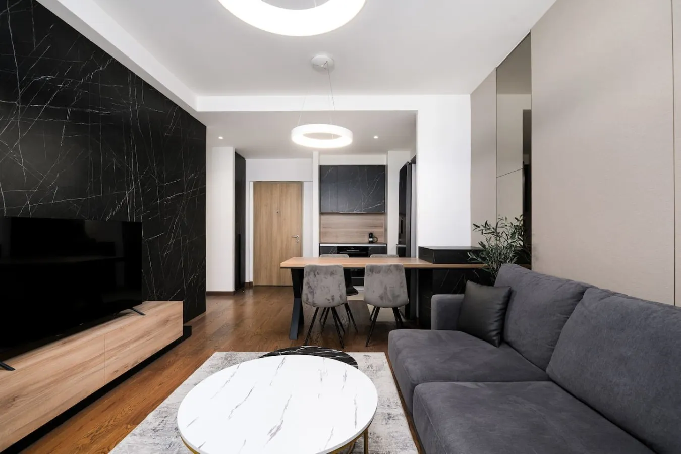 Arcadia 1201 Apartment – photo 3