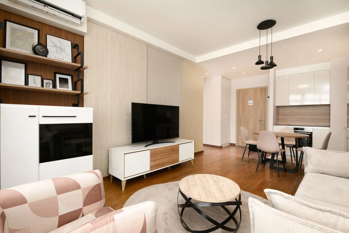 Arcadia 609 Apartment – photo 3
