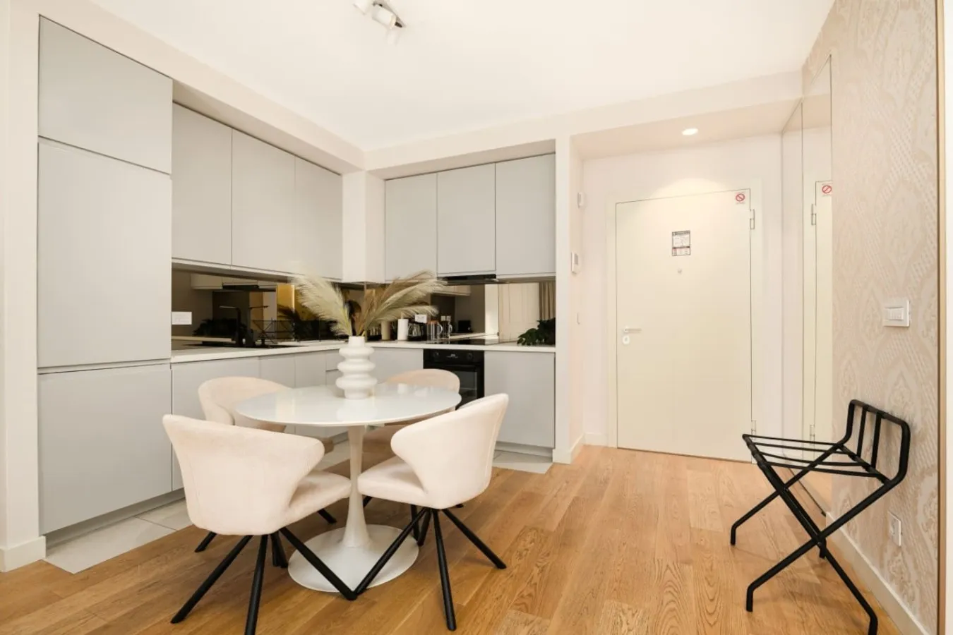 Eterna 101 Apartments – photo 4