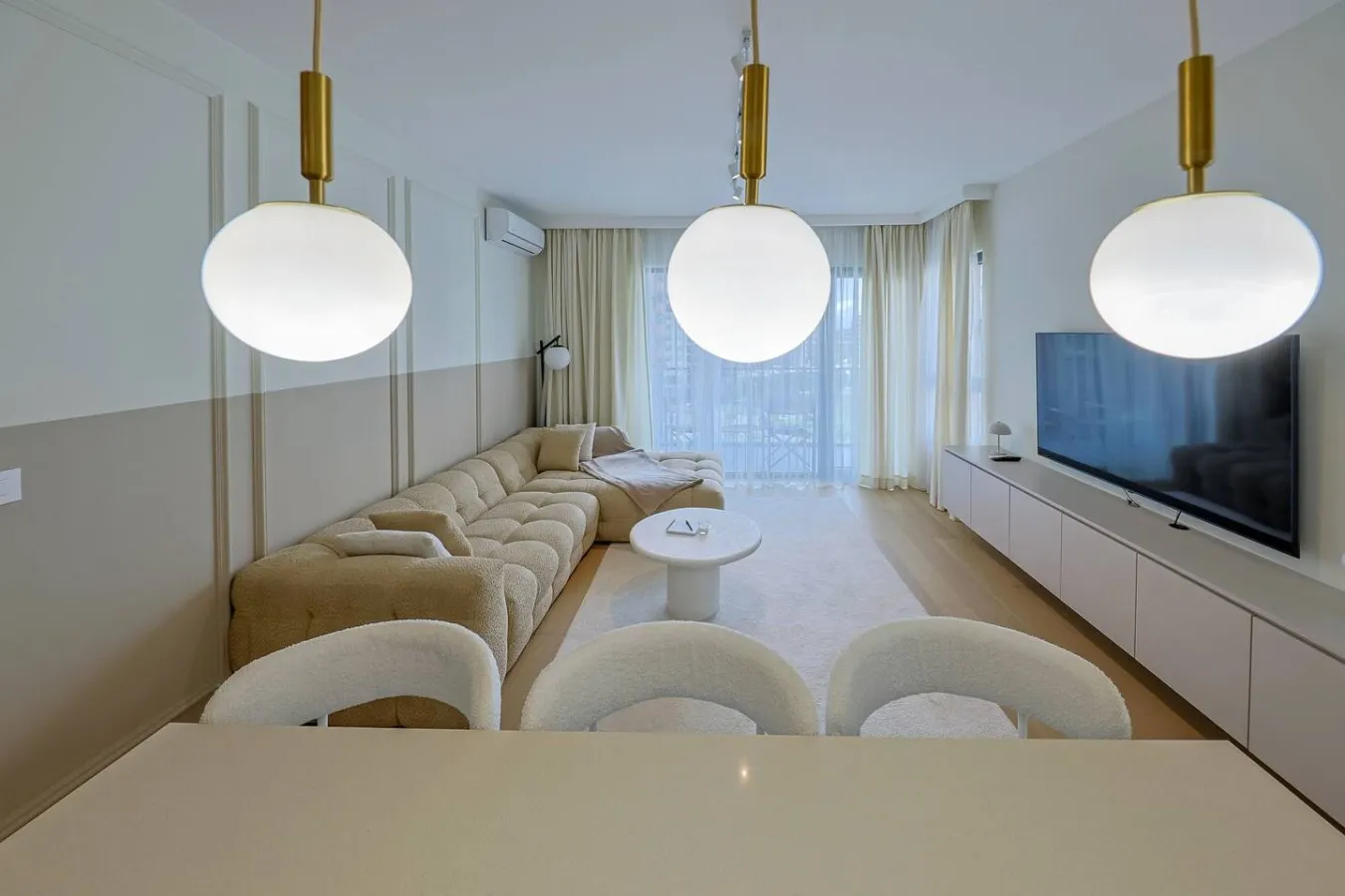 King's 608 Apartment – photo 3