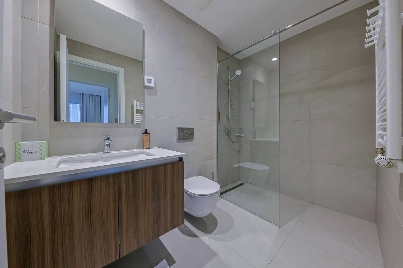 King's 608 Apartment – photo 15