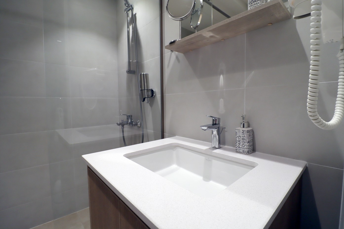 Apartment 105 – photo 00015